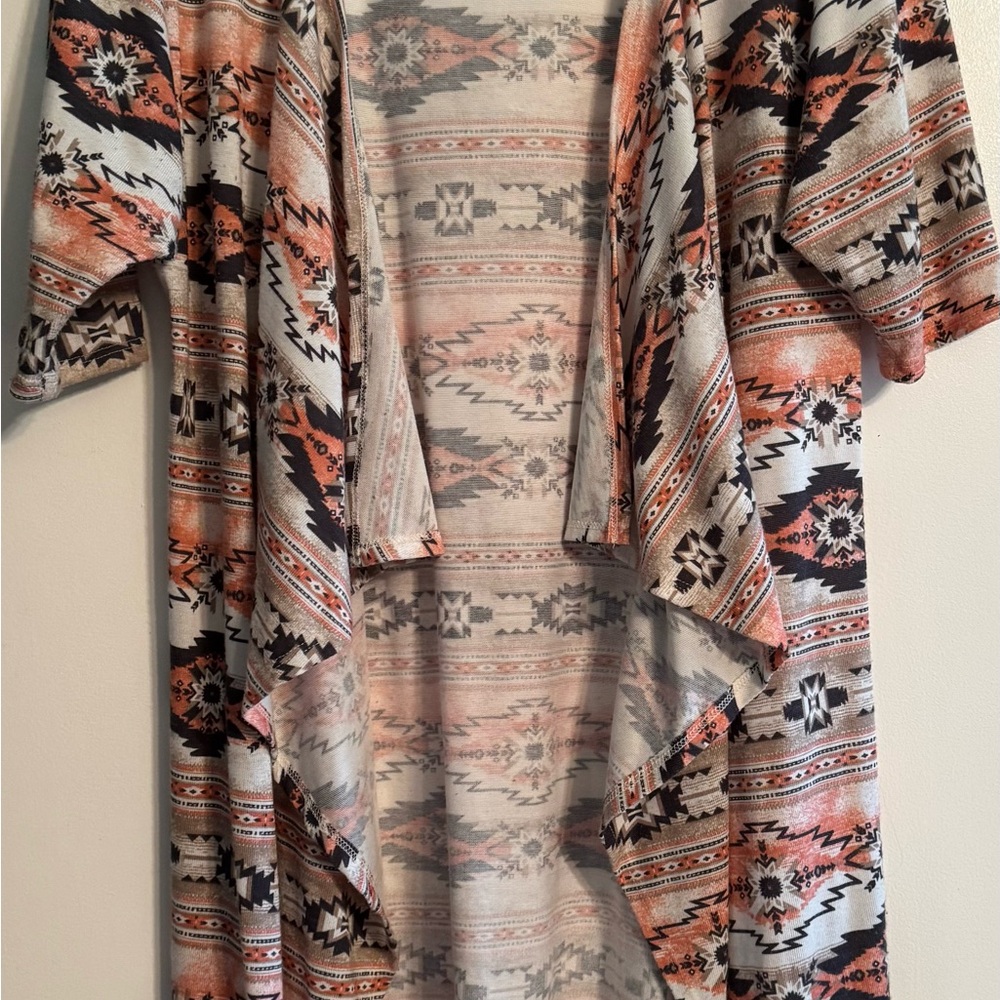LuLaRoe Geometric Aztec Patterned Shirley kimono cardigan. EUC